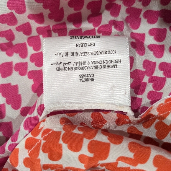 Valentine's 100% Silk Blouse - Picture 10 of 12